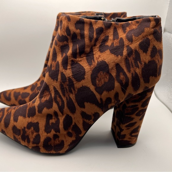 Shoelace Leopard Print Ankle Boots - Picture 2 of 6